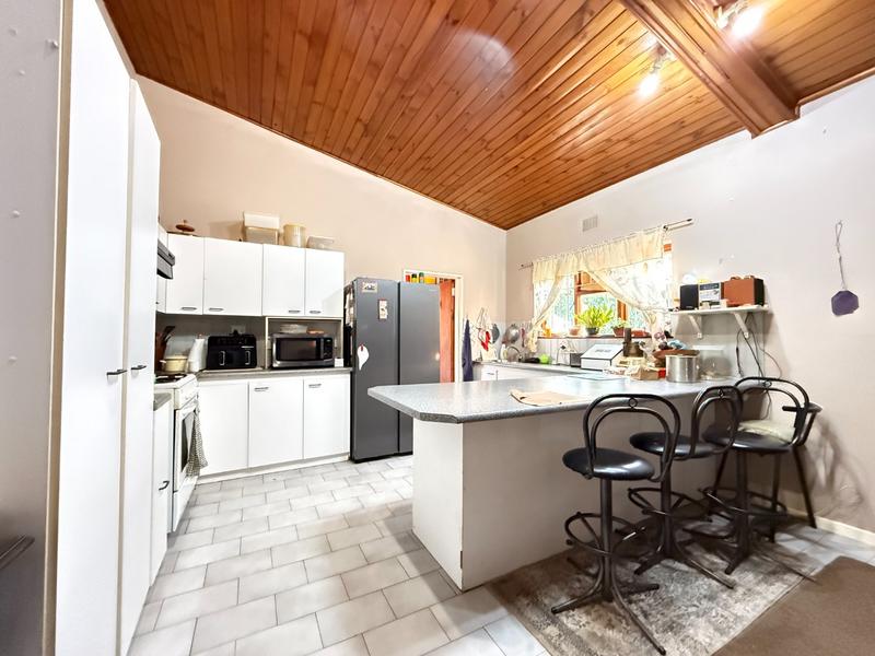 4 Bedroom Property for Sale in Bergzicht Western Cape